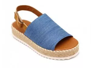 Perky Light Chambray